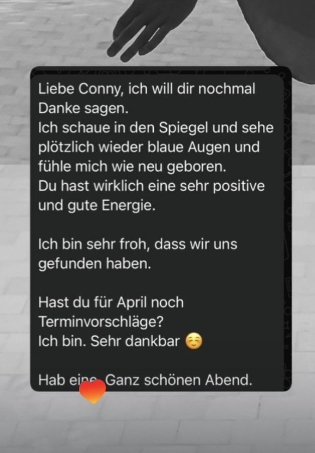 Nachricht einer Teilnehmerin, die sich nach der Session wie neu geboren fühlt.